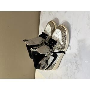 Nike Air Jordan 1 Retro High OG White Cement Size 5 Youth